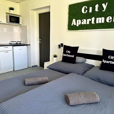 City Apartment Sturovo Exterior photo
